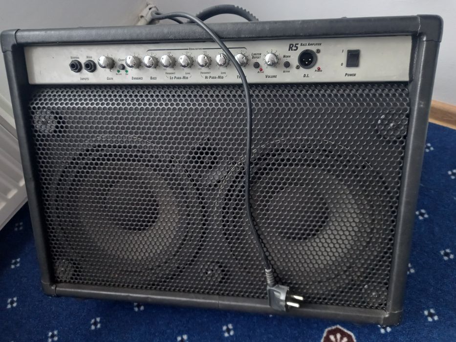 Statie chitara bass LANEY