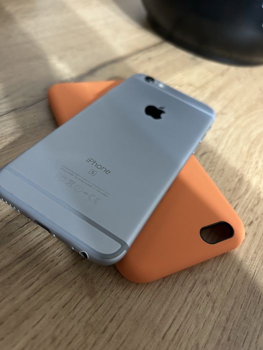 Продам Iphone 6S