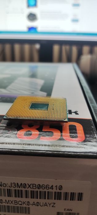 Продавам комплект  процесор и охлаждане
