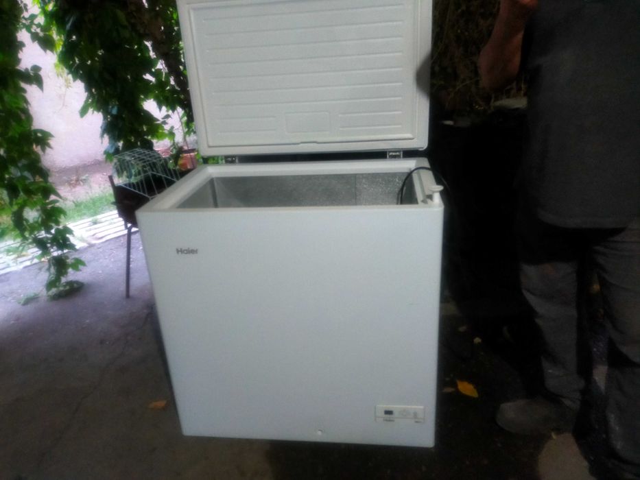 Морозильник сатылады. Жұмыс істеп тұр