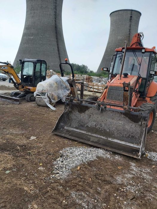 Inchiriere utilaje Miniexcavator 3,5t,2xBuldoexcavatoare,Cilindru 2t