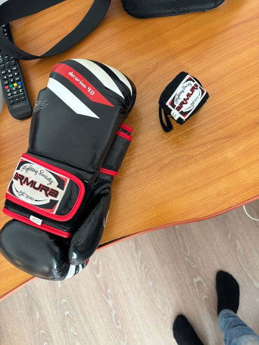 Manusi de box + bandaje