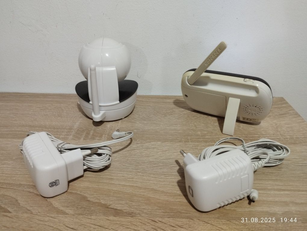 Бебефон Motorola MBP 4.0