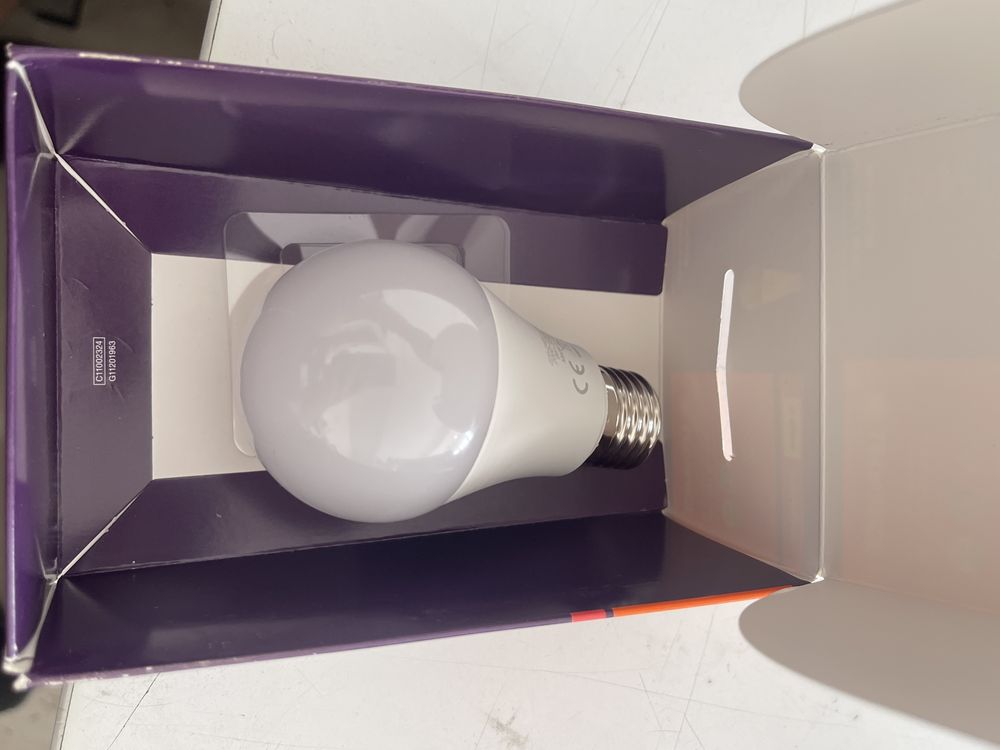 Смарт LED крушка