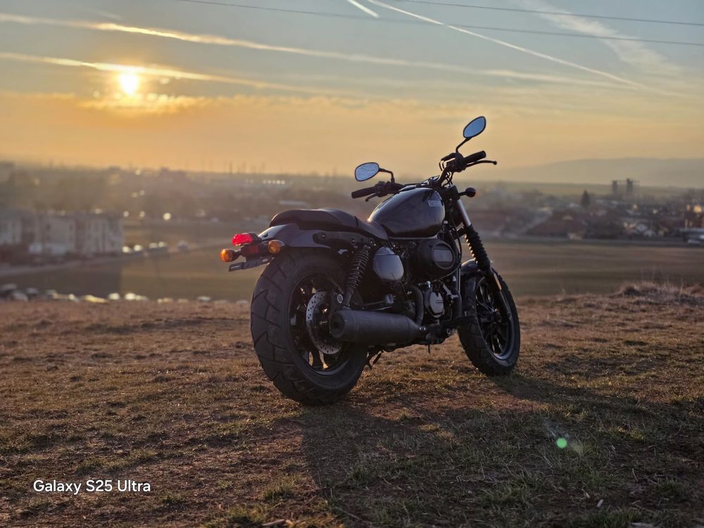 Motocicleta Hyosung GV 125S