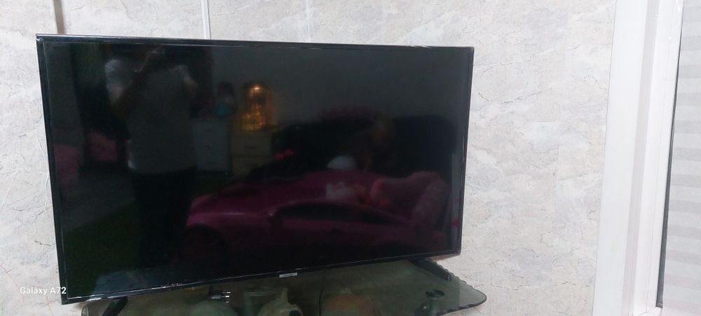 Телевизор на запчасти