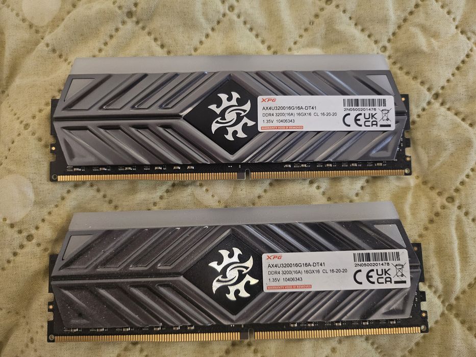 Memorii DDR4 32 2 x 16gb 3200mhz ADATA XPG RGB