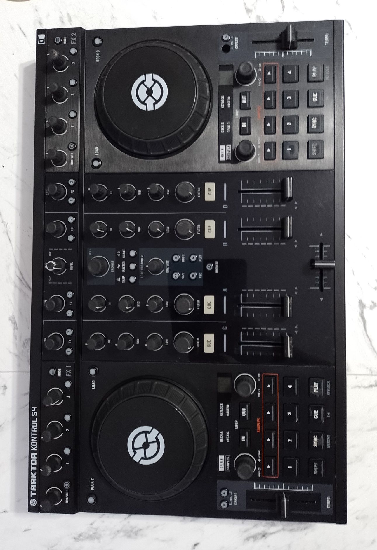 Traktor Kontrol S4 MK1