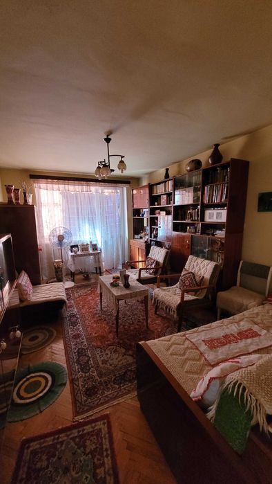 Apartament 3 camere, două balcoane în cartierul Patinoarului