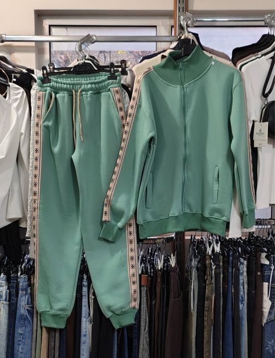 Топ Дамски екипи на супер цена