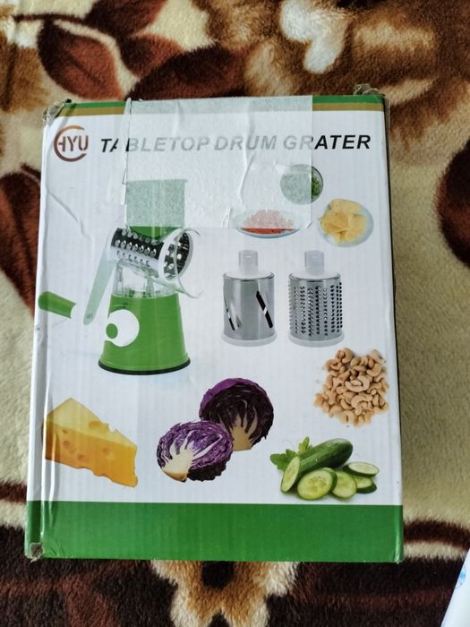 Vând rozătoare de legume cu tambur 3In 1