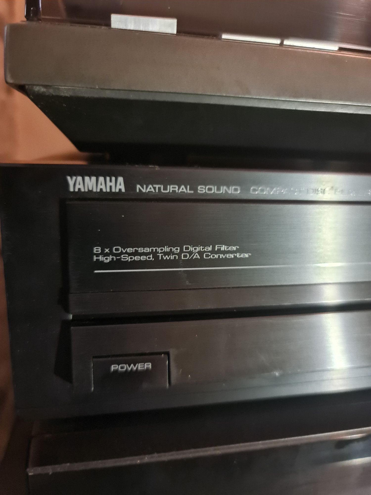 CD player YAMAHA CDX 810/U