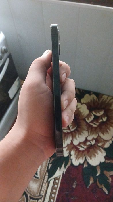 Iphone 12 pro aybi bor