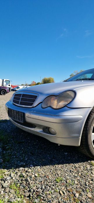 Mercedes C220 CDI W203 НА ЧАСТИ