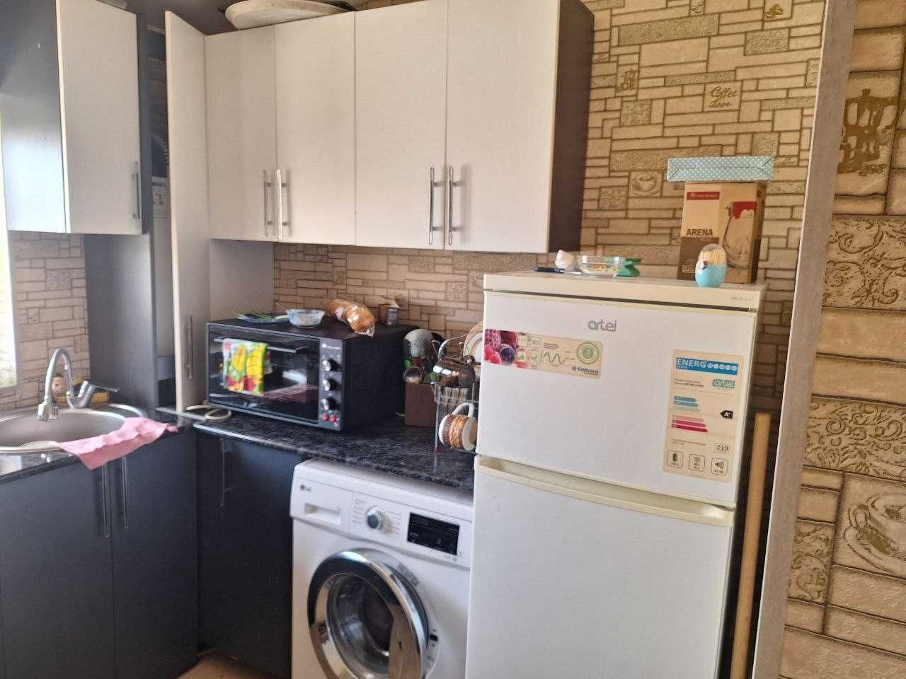 СРОЧНО !!! Продается квартира в Яшнабаде 3/3/3 (58 кв/м) Метро Дустлик