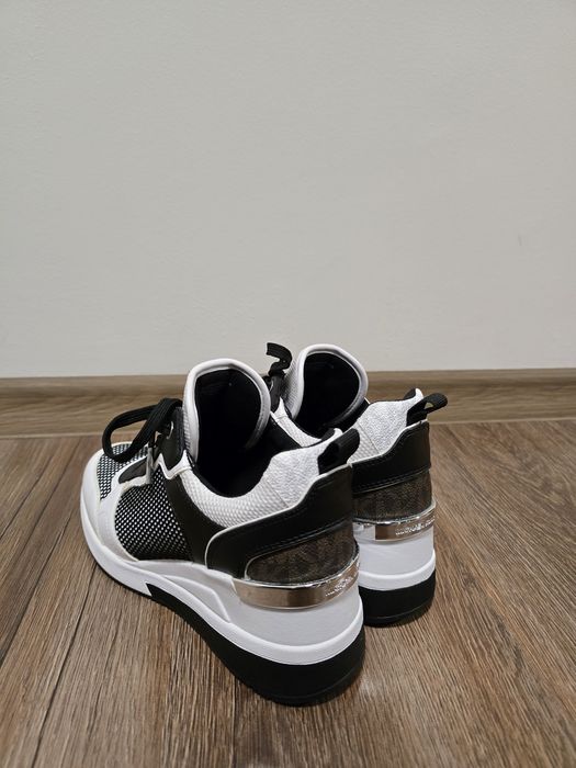 Michael Kors - Дамски обувки