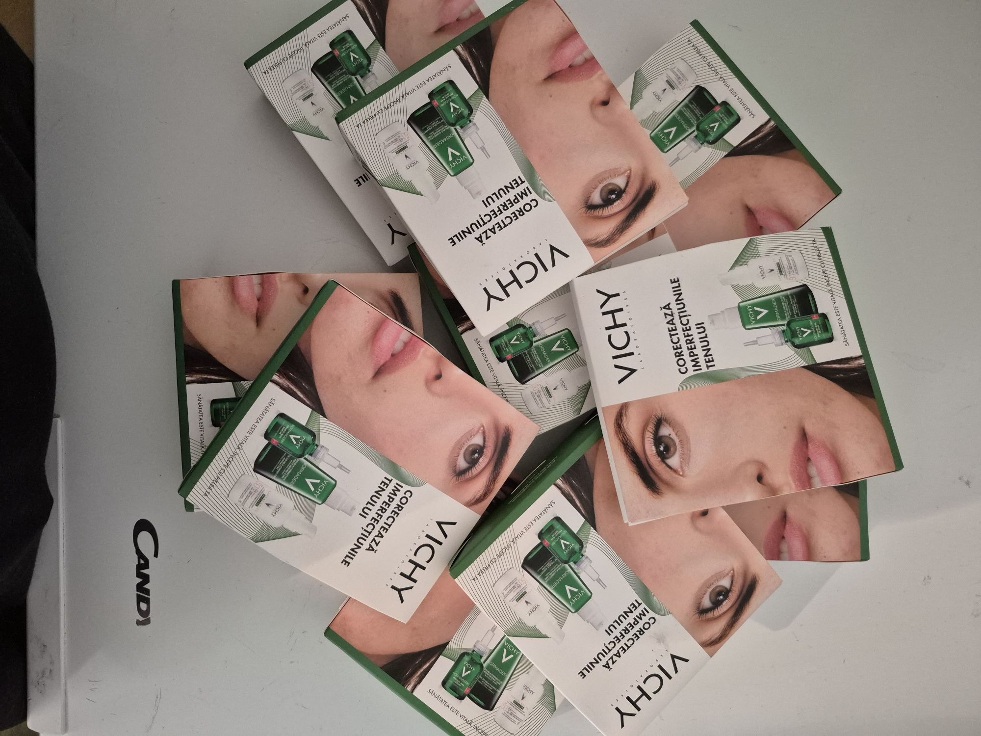 Set 10 pachete Vichy