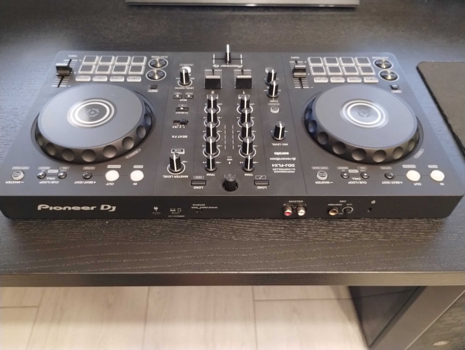 Pioneer DDJ-FLX4 Controller DJ - Stare Buna, Cutie Originala
