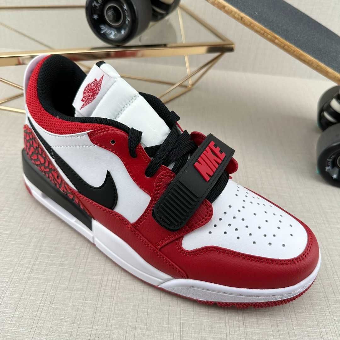 Pantofi de baschet Air Jordan Legacy AJ312 Chicago Edition