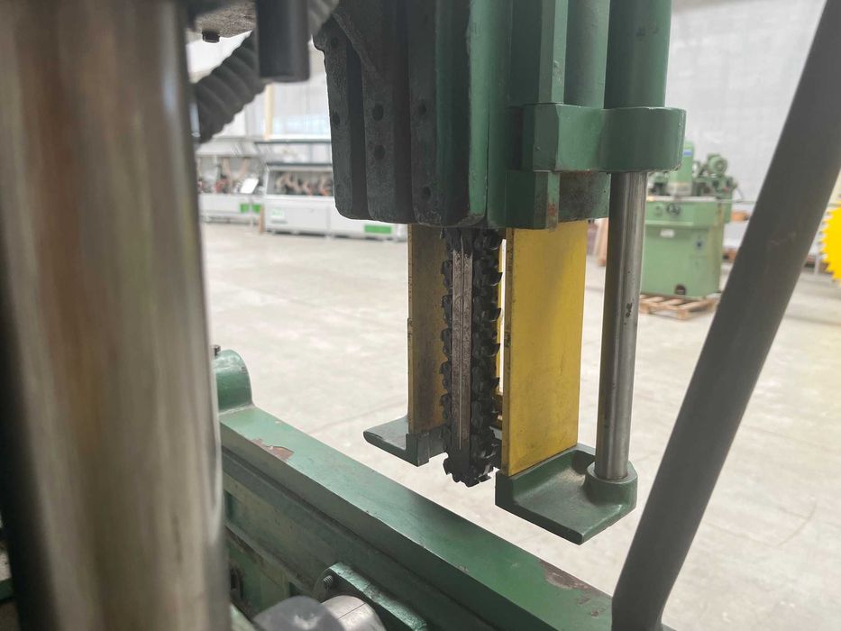 Верижна дълбачка