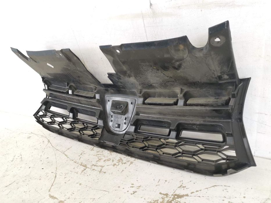 Grila Radiator Dacia  Logan 2 facelift 2017 2018 2019 2020 Originala I