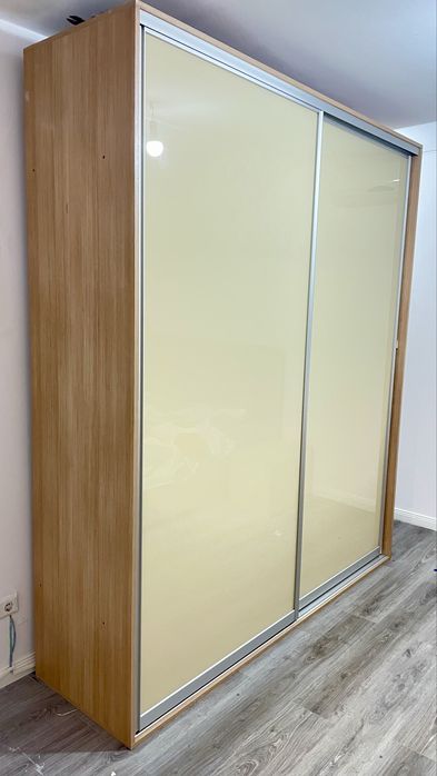 Dressing dormitor , usi culisante