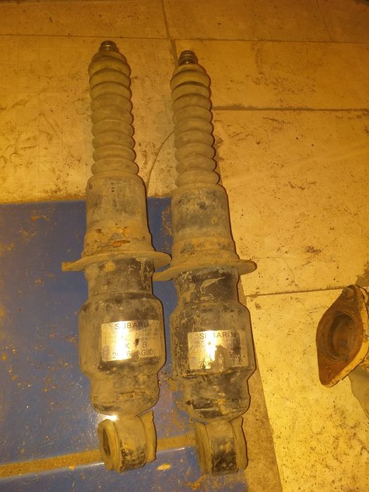 Амортизаторы передние и задние