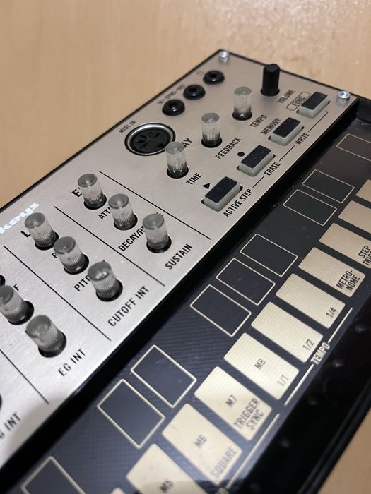 Korg Volca Keys synth