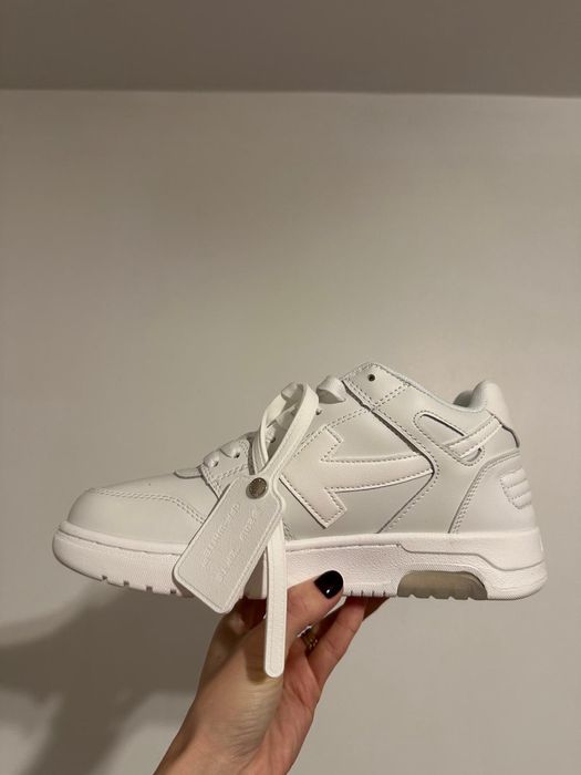 Off-White Out Of Office - marimea 40