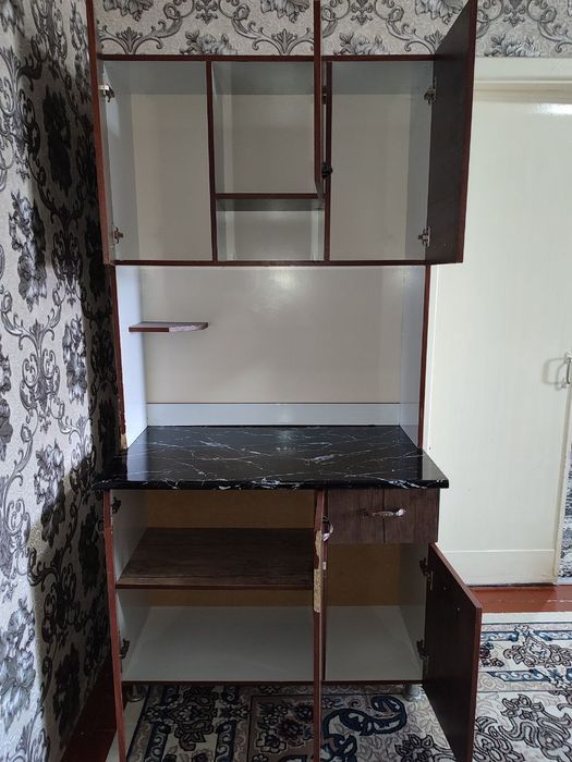 Мебель срочно продам