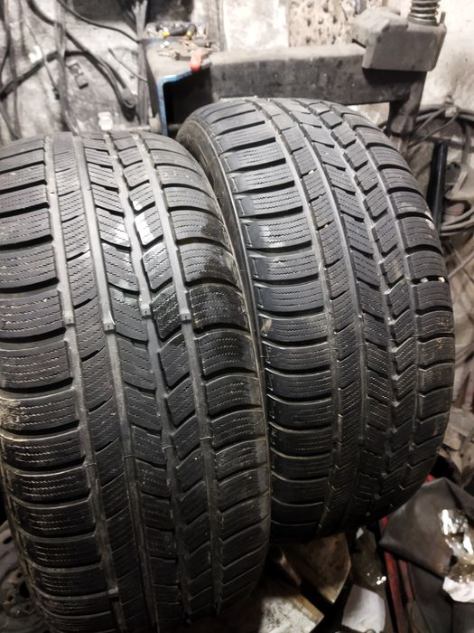 Пара шин Nexen 215/55/16 зимние
