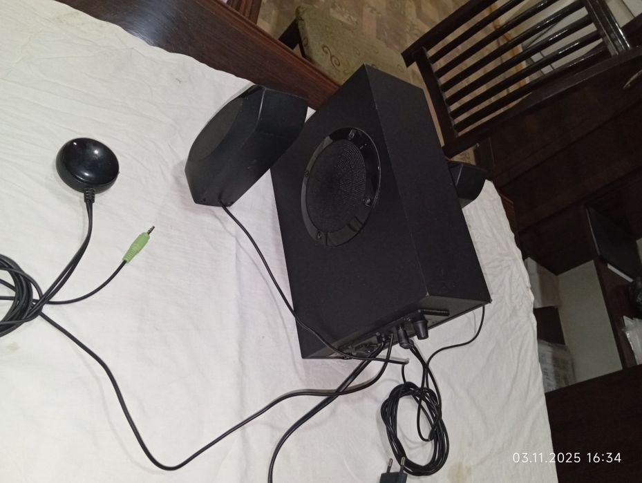 Калонка Logitech S-220