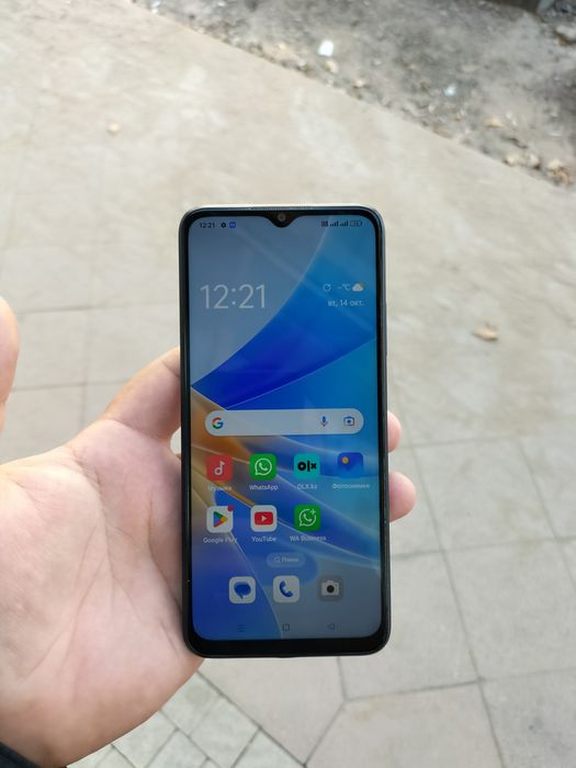 Продам телефон Oppo A17 память 64гб состояние отличное