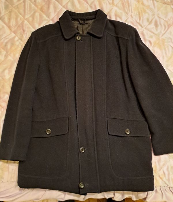 Vând palton barbati