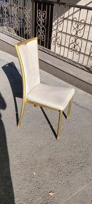 Стулья,  состояние идеальное.буу по 12 шт меньше 12  шт 5500тг