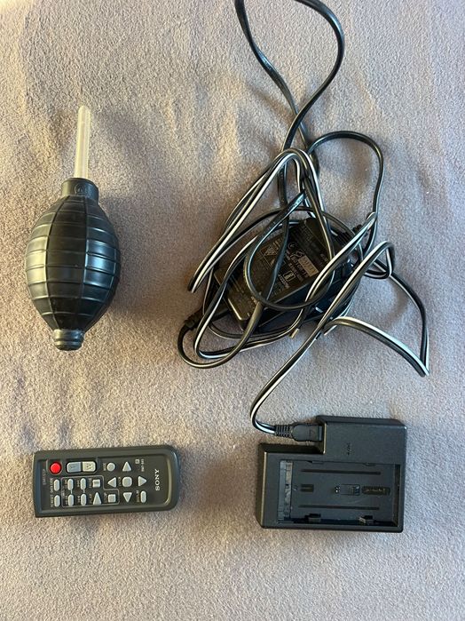 Продавам камера SONY PXW-Z150 + Trix Krono TX-DV6