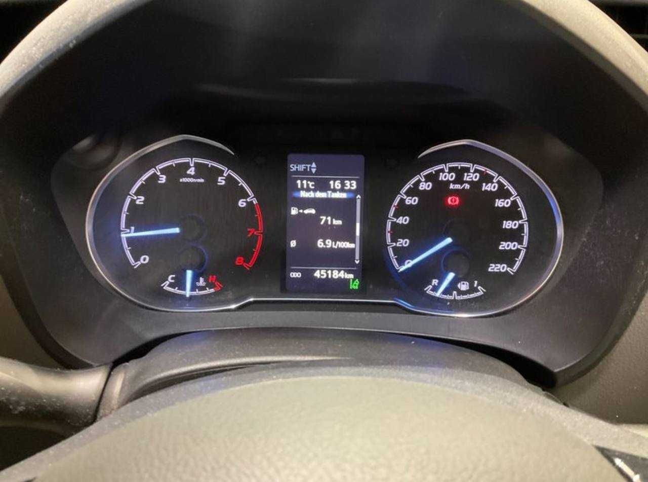 Toyota Yaris 2 броя на части