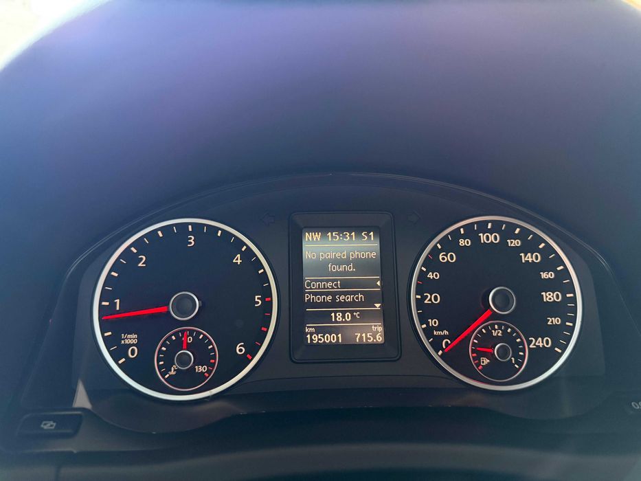 Volkswagen Tiguan 2.0 TDI 140 CP DSG 4Motion – 2011