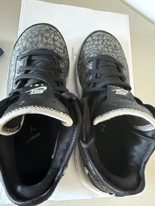 Vand adidasi nike Lebron James