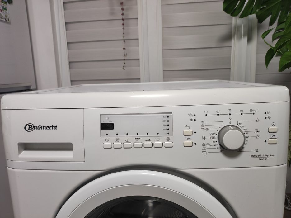Пералня Bauknecht 1-6 kg A+++ 1400 оборота Slim, употребявана.