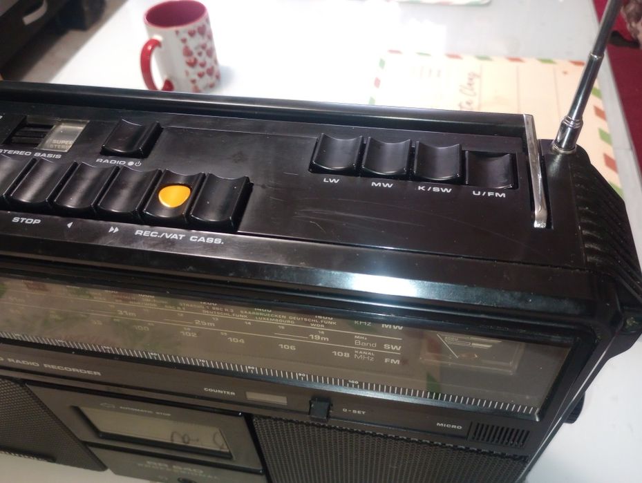 Radiocasetofon stereo Grundig RR640, radio 4 benzi, Antena Satelor