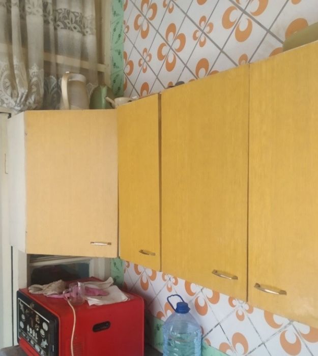 Стенка,гарнитур, кухня 9 предметов можно по одному  купить