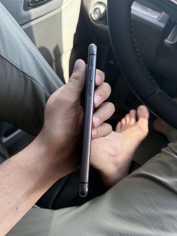 iPhone 11 ozi 64