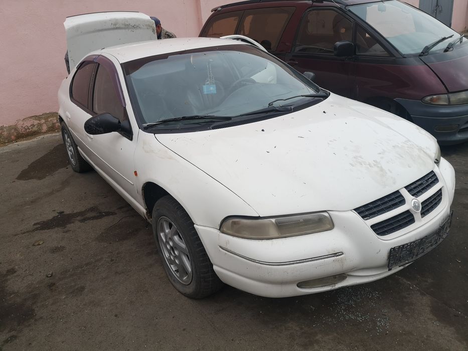 Продам по запчастям крайслер стратус