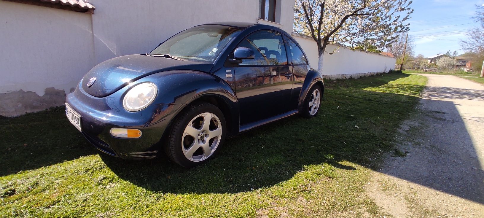 Volkswagen new beetle