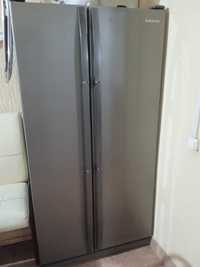 Холодильник двухкамерный SAMSUNG