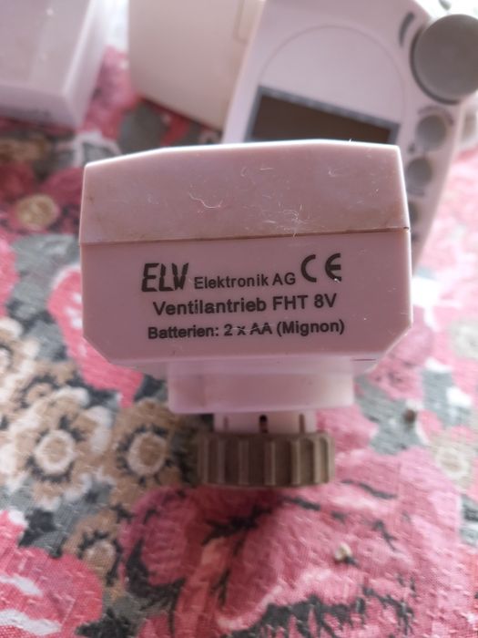 Controler calorifere cu capete termostat fără fir