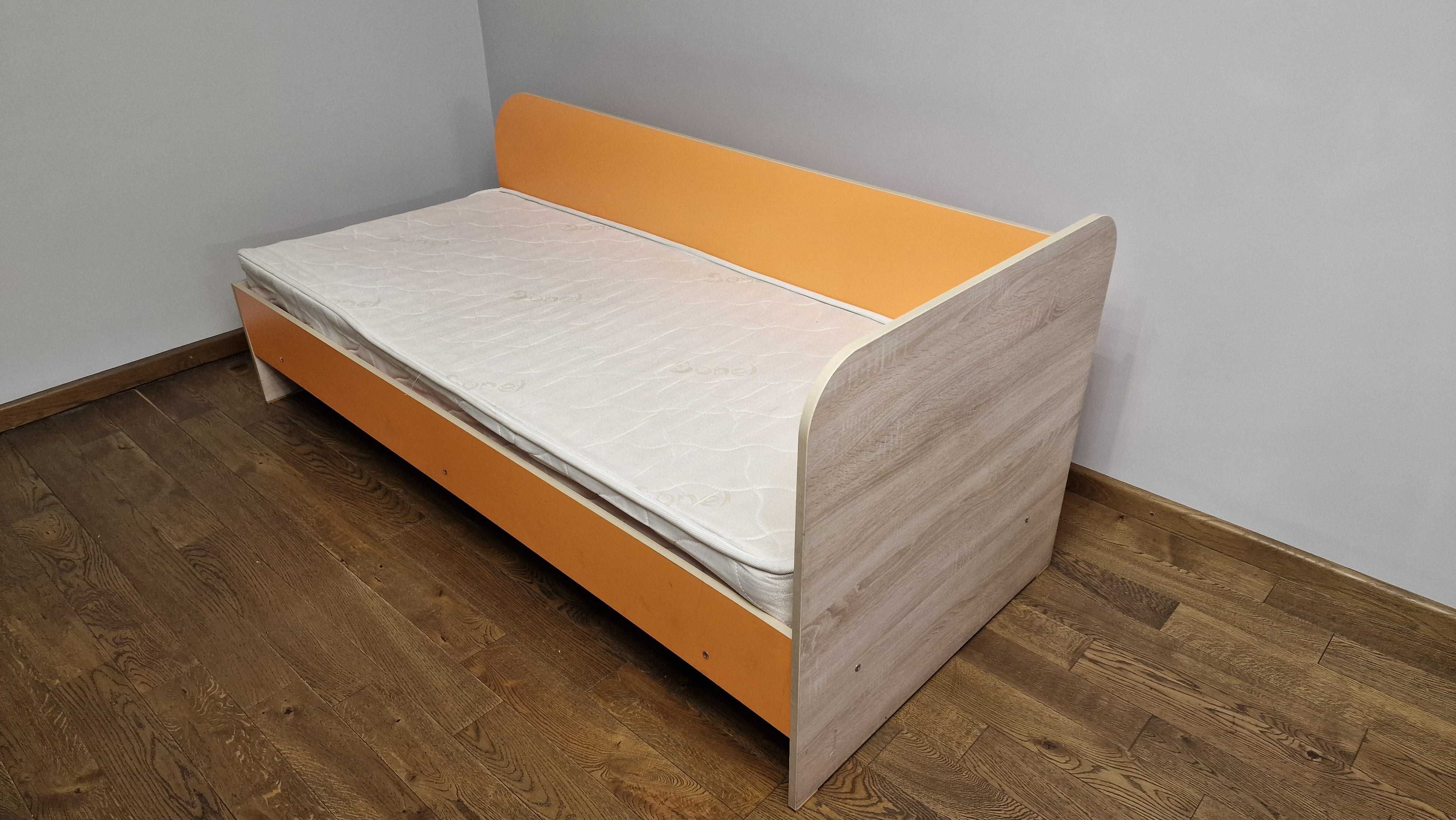 Продам односпальную кровать
