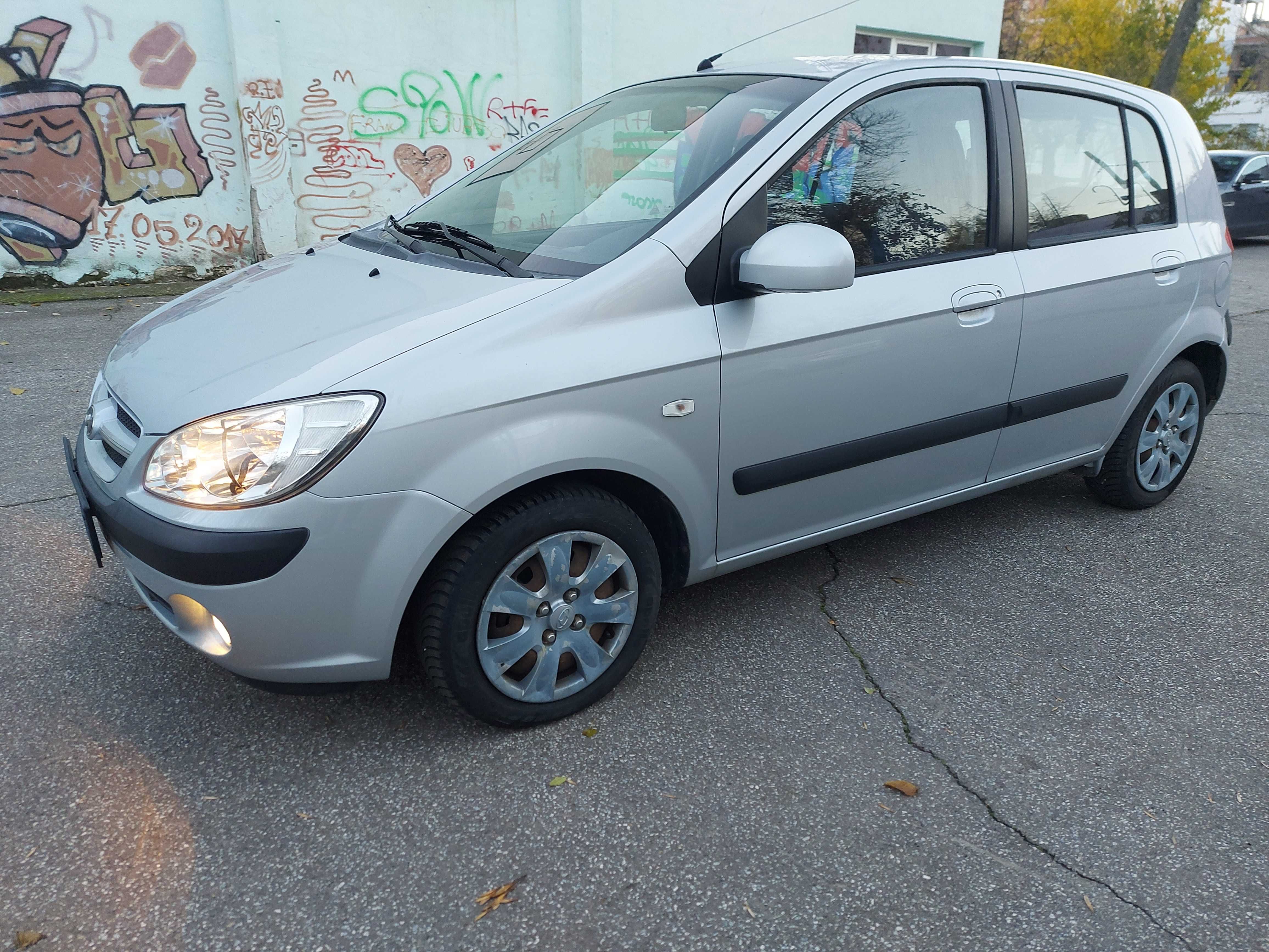 Hyundai 1.1 benzină