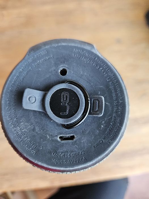 Продавам bluetooth колонка Logitech UE BOOM